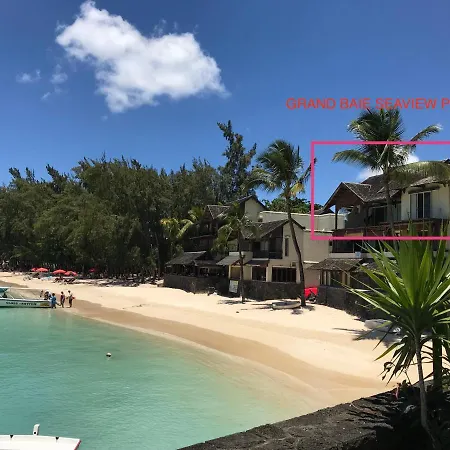 Grand Baie Seaview Penthouse Apartment Room photo